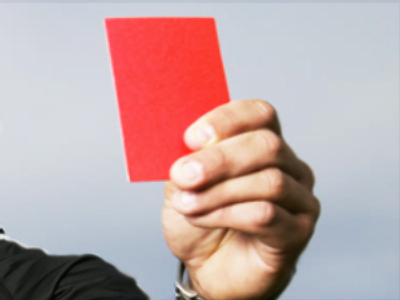 Moscow club shows coach the red card