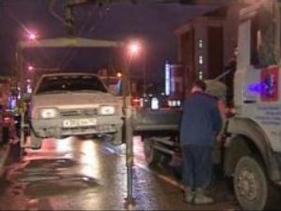 Moscow fights illegal car parking