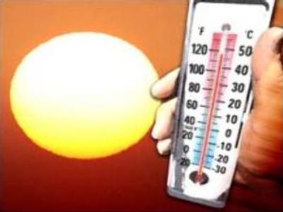 Moscow longs for heat wave to pass