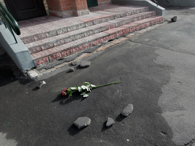 'Fed up' mother throws two sons from 15th floor, killing both