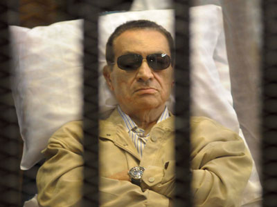 Egyptian court accepts appeal for ex-President Mubarak over life sentence, orders retrial