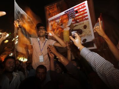Egypt military use ailing Mubarak as scapegoat?