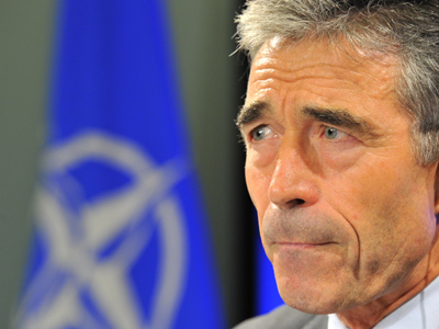Battered NATO considering early Afghanistan withdrawal
