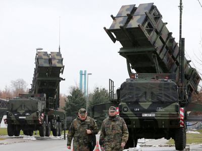 NATO votes to deploy Patriot missiles on Turkey-Syria border