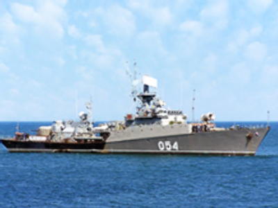 Navy sent to Norway to protect Russian fishermen
