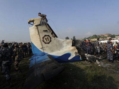 At least 19 dead in Nepal plane crash (PHOTOS)