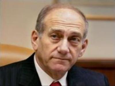 Olmert survives no-confidence votes