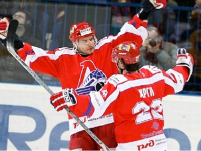 One step hedges Lokomotiv off KHL finals