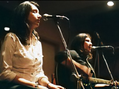 Pakistani pair challenge religious, gender and cultural divides with song