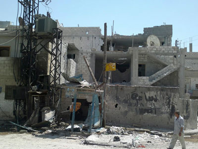 Palestinians draw arms in Syrian civil conflict