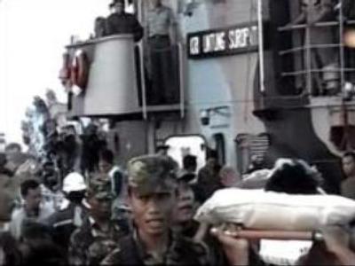 400 people missing, 200 survive Indonesian ferry tragedy