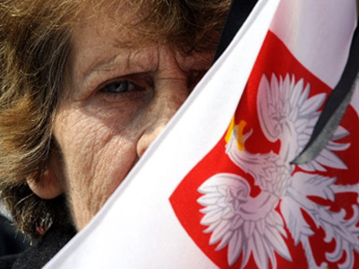 Poland boils over “A Day Without Smolensk”