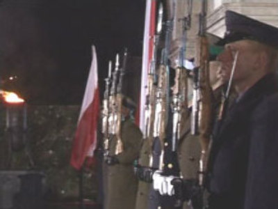 Poles remember victims of Soviet war massacre