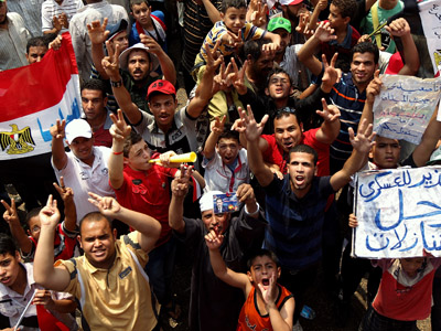 Revolution in the balance: Thousands on Tahrir await election results (PHOTOS)