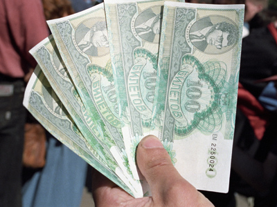 Pyramid peril: Russian fraudster sets sights on Europe