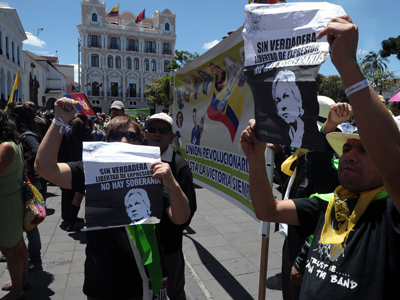 Hundreds in Ecuador rally in support of Assange (PHOTOS)