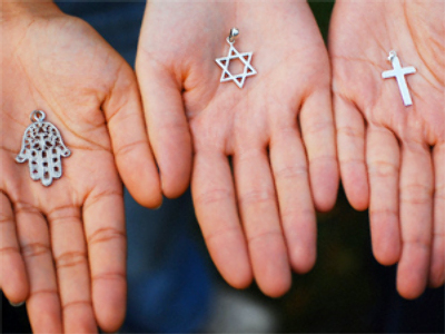 Religion at school: to be or not to be?