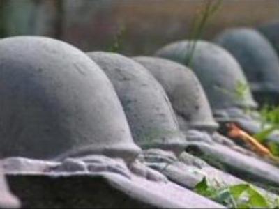 Russia concerned at decision to demolish Soviet memorials