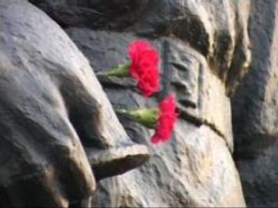 Russia condemns Estonian law against Soviet memorials