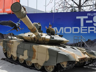 'Flying tank' premiere: Russia unveils new T90-MS in India