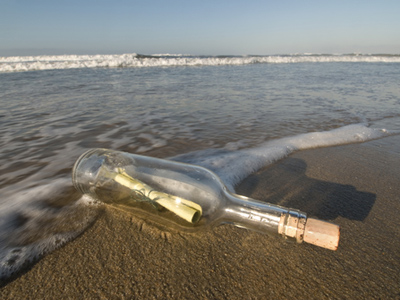 Russian message in a bottle discovered by Australian after three years