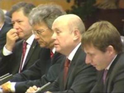 Russian PM Fradkov in China on official visit