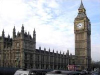 Russian prosecutors go to London