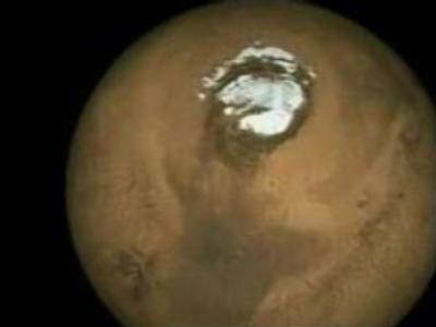 Space scientists get heated over ice on Mars
