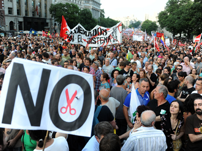 Thousands of Spanish students march for third day against cuts (PHOTOS)