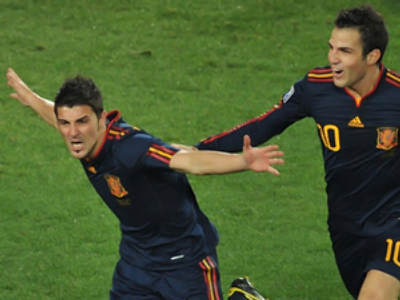 Spain overpowers Paraguay for semifinal spot