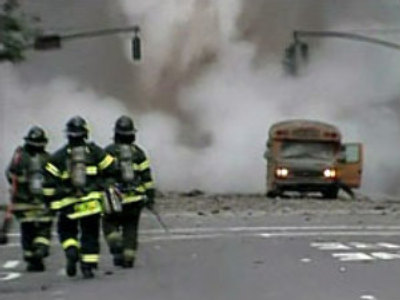 Steam pipe blast kills at least one in New York