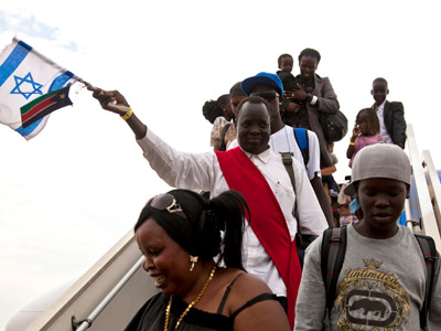 Israel falsifies documents to deport Sudanese migrants - reports