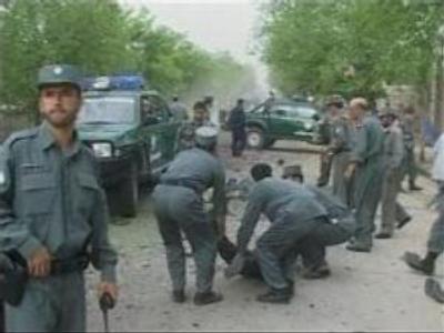 Suicide attack kills ten policemen in Afghanistan