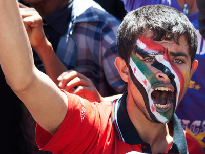 Gulf Arabs push diplomatic assault on Syria