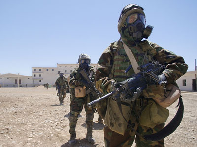 US ramps up threats in 'psychological' war on Assad