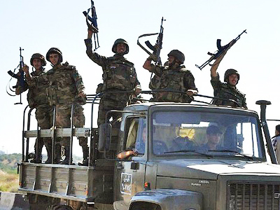 Frontier front: Syrian rebels trapped near Turkey