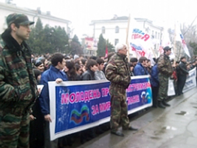 Thousands gather for spontaneous anti-terrorism rallies in Dagestan