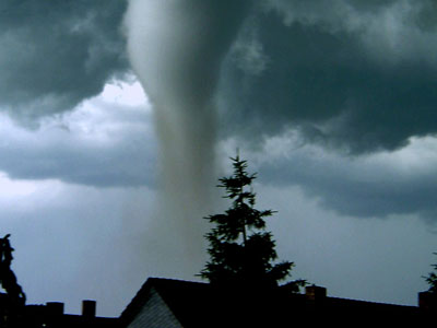 Man-made tornadoes may produce green energy (PHOTOS)