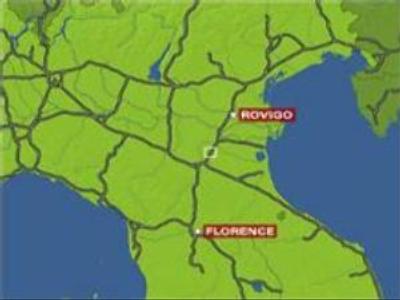 Tourist bus crashes in Italy: 1 dead