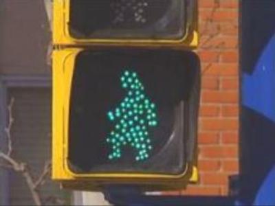 Traffic lights promote equality of sexes in Spanish capital
