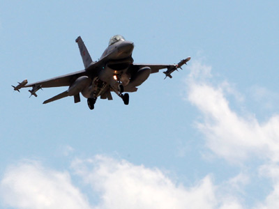 Turkey deploys fighter jets to Syria border after frontier village allegedly bombed – reports