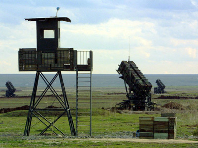 Turkey seeks NATO deployment of Patriot missiles on Syria border