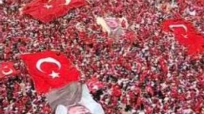 Riots, barricades, street battles as police fight protesters in Turkey (VIDEO, PHOTOS)