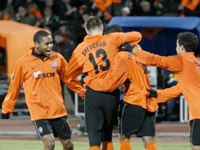 UEFA Cup: all-Ukrainian semis loom