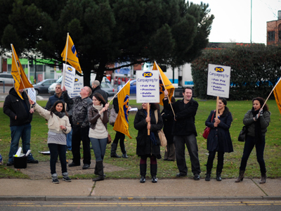 Frontier failure: Striking UK border workers to ‘hold country ransom’ on eve of Olympics