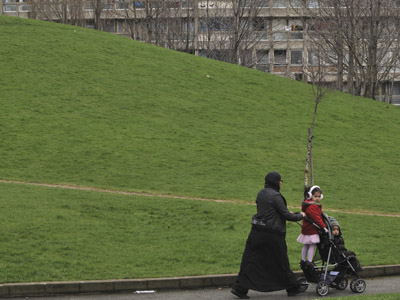 UK govt forcing poor families out of London - survey