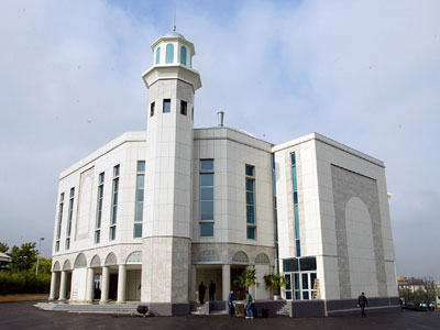 London mega-mosque proposal thwarted as ‘not good enough’