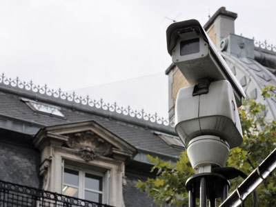 Big Brother or peeping tom? UK installs CCTV in school bathrooms, changing rooms