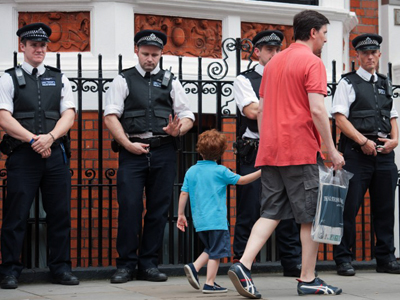 'Dead children' spied for UK police for decades - report