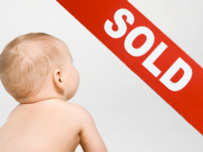 Ukrainian mom sells daughter for €1000